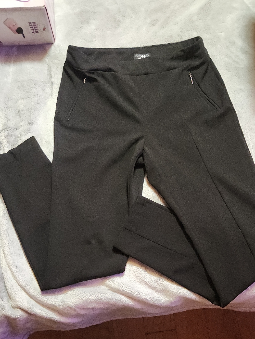 Soho Black Ponte Skinny Ankle Pants
